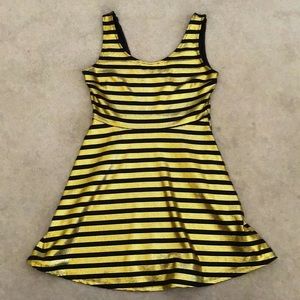 Black and Gold Dress XL